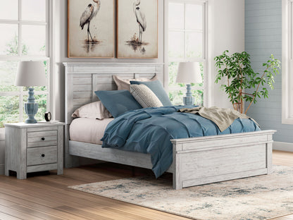 Makidern - Queen Panel Bed - Whitewash